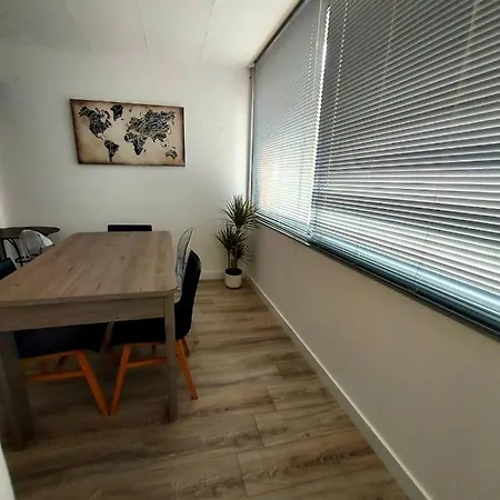 Apartment T3 Plein Centre Le Lavandou